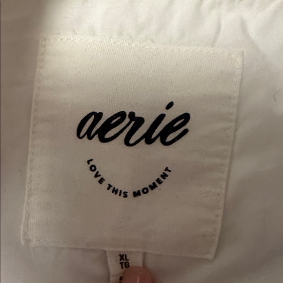 Aerie Collared Oversized Crewneck White V-Neck Sweater - Picture 8 of 10